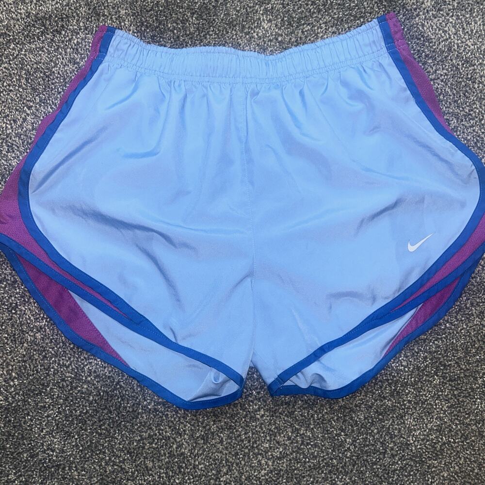 Nike Women’s Lined Shorts Size Large In Great Shape